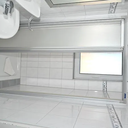 Πανσιόν Einzelzimmer-07-og-meerblick *